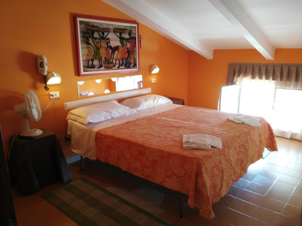 Hotel Simon Rimini Kültér fotó