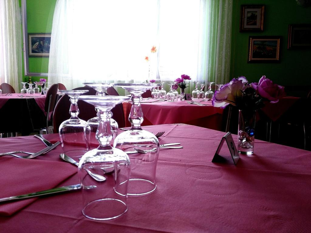 Hotel Simon Rimini Kültér fotó