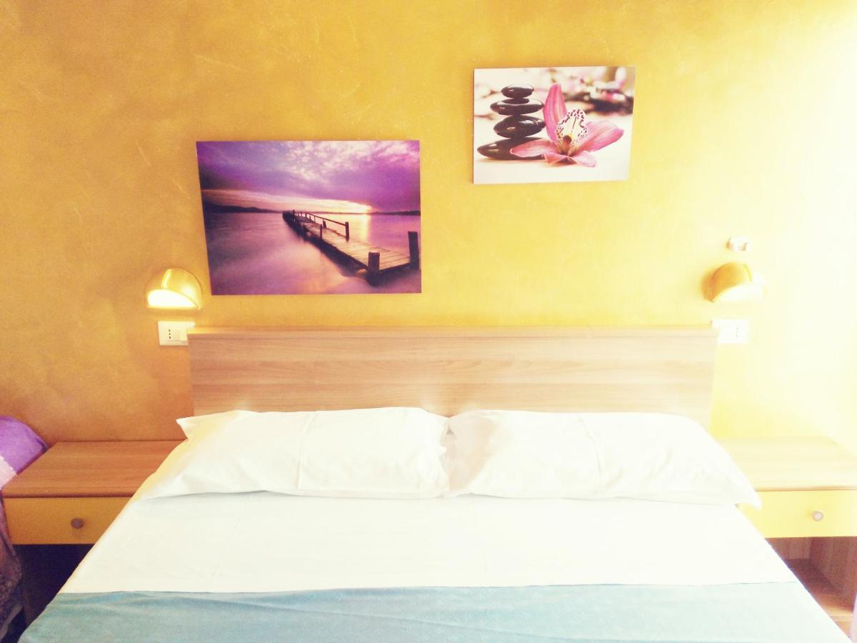 Hotel Simon Rimini Kültér fotó